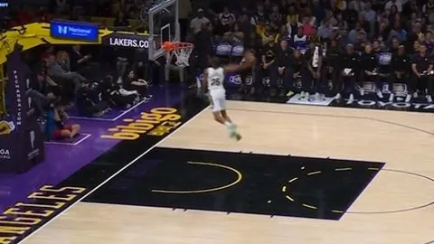 《决定》每日一问：武器装备现代化管理体系的构建解析